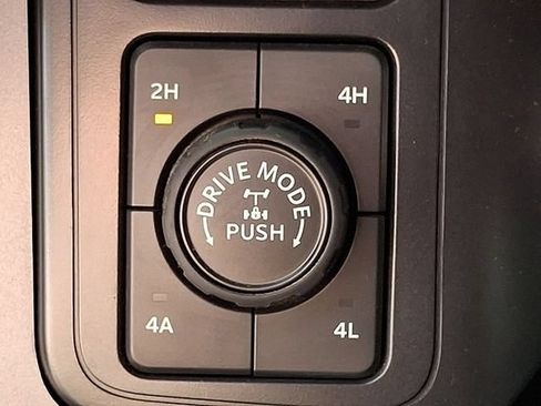 Used 2024 Ford F150 Lariat w/ FX4 Off-Road Package AWD/4WD image 23