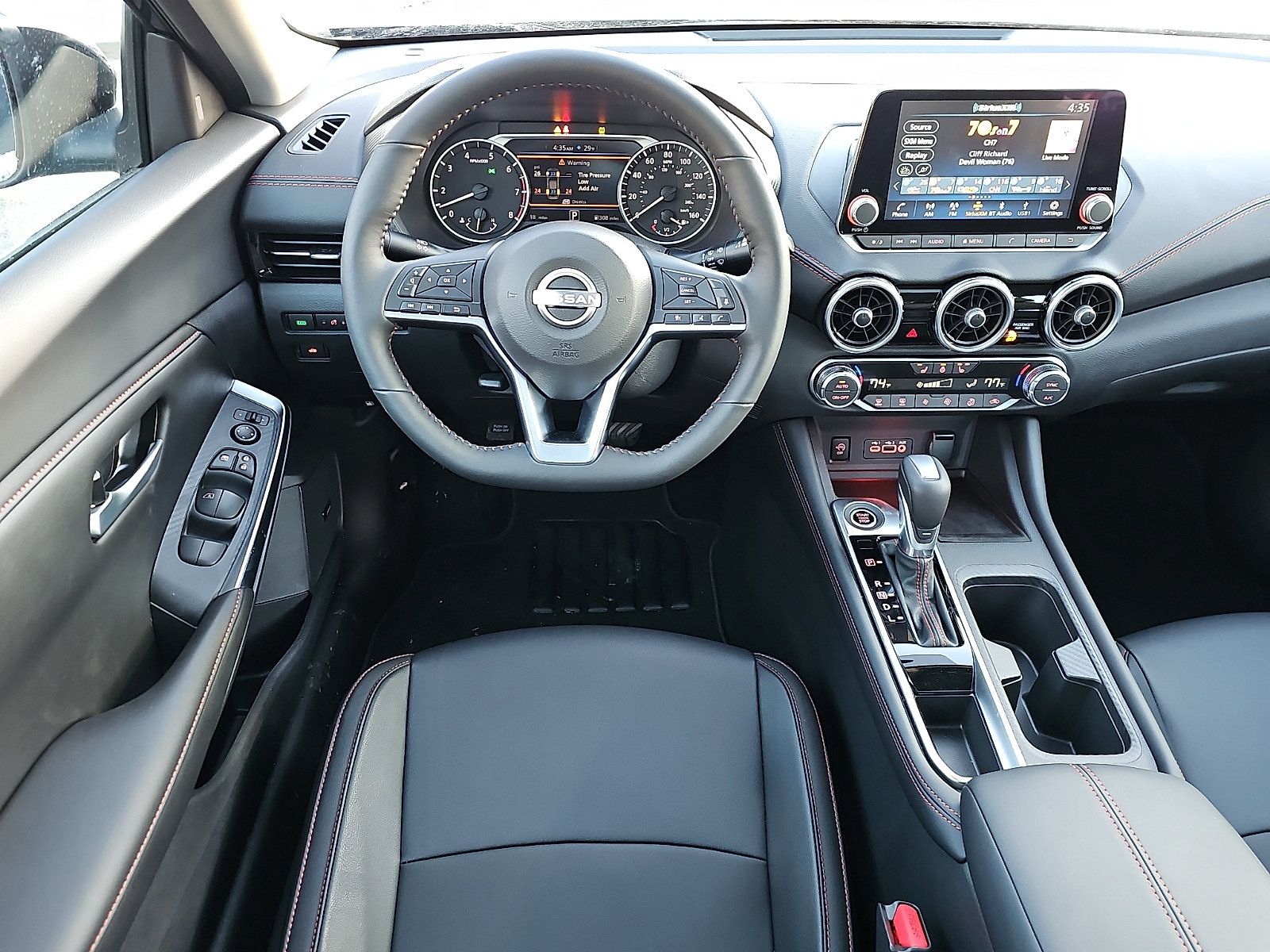 Used 2025 Nissan Sentra SR w/ SR Premium Package FWD image 13