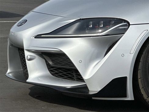 Used 2021 Toyota Supra Premium w/ Driver Assist Package image 9