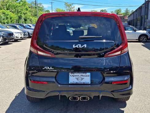 Used 2022 Kia Soul Turbo FWD image 5