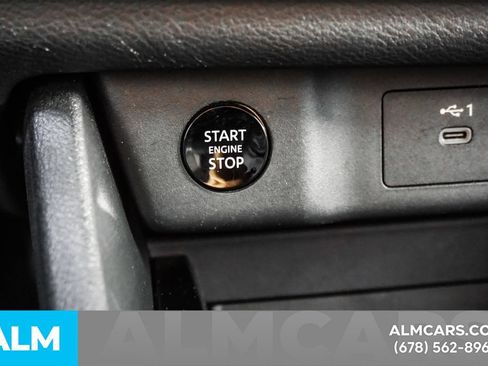 Used 2025 Nissan Rogue SV FWD image 26