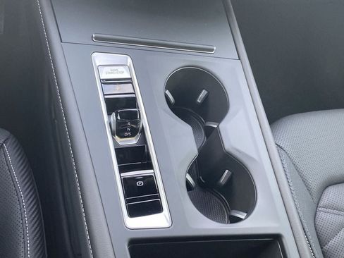 New 2026 Volkswagen Atlas Cross Sport SE FWD image 25