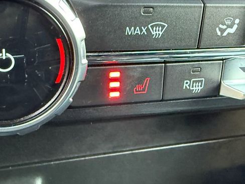 Used 2022 Ford F150 XLT w/ Equipment Group 302A High image 10