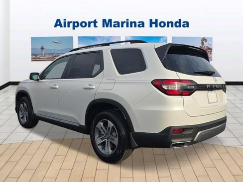 New 2026 Honda Pilot EX-L image 3