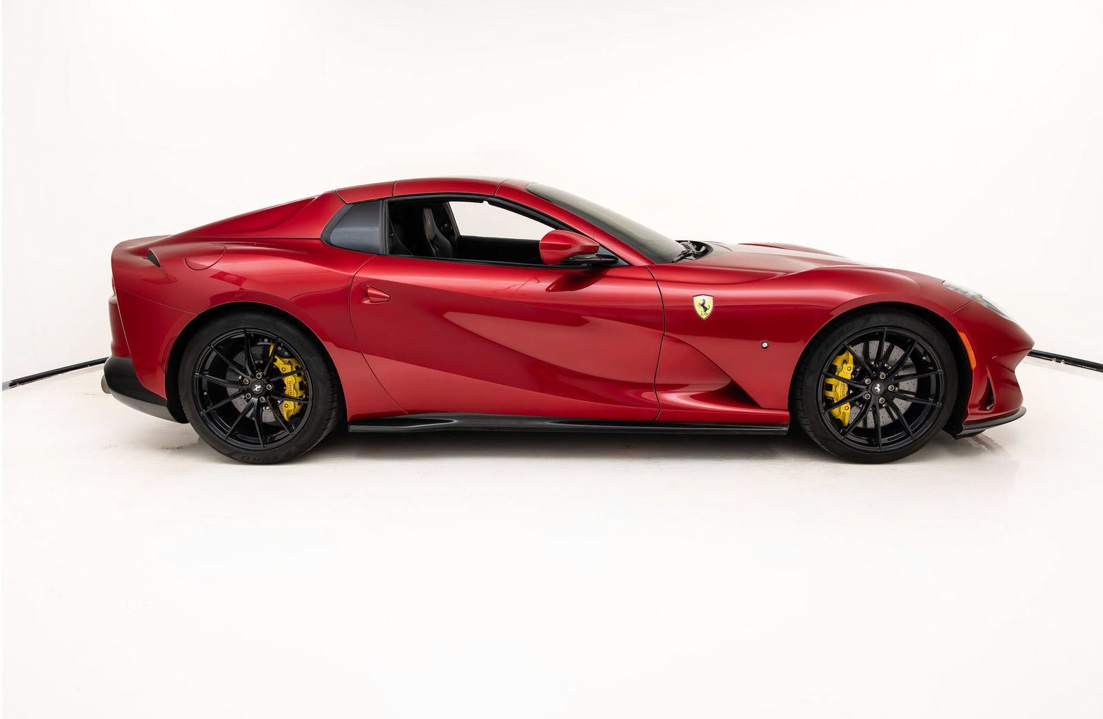 Certified 2022 Ferrari 812 GTS RWD image 26