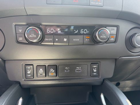 Used 2024 Nissan Frontier SL w/ Technology Package RWD image 41