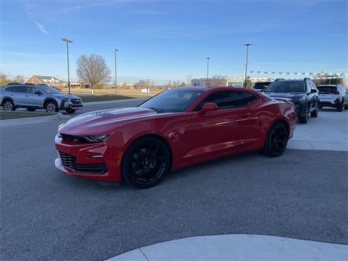 Used 2020 Chevrolet Camaro SS image 2