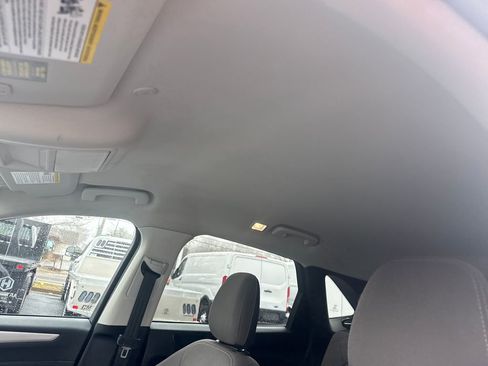 Used 2022 Ford Escape SE w/ Cold Weather Package image 22