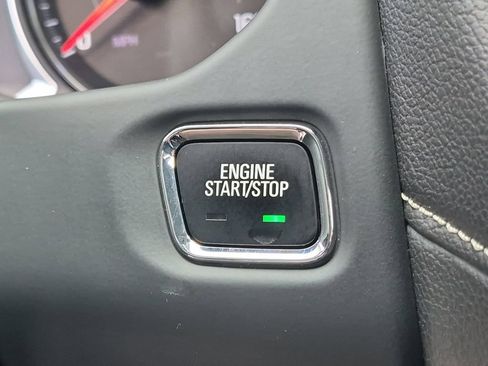 Certified 2021 GMC Acadia SLT w/ Elevation Edition FWD image 15