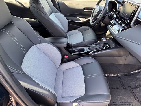 Used 2019 Toyota Corolla XSE FWD image 14