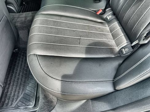 Used 2022 Mercedes-Benz E 350 Sedan image 17