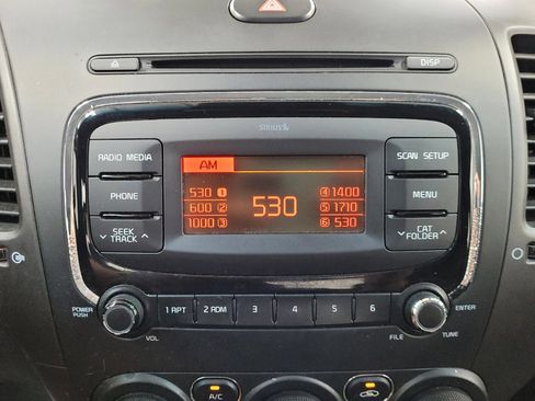 Used 2017 Kia Forte LX FWD image 25