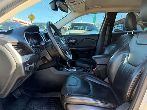 Used 2015 Jeep Cherokee Trailhawk w/ Comfort/Convenience Group image 2