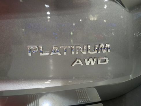 Used 2022 Nissan Rogue Platinum w/ Head-Up Display Package AWD/4WD image 18