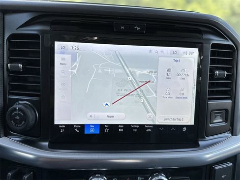 New 2025 Ford F150 Lariat w/ Equipment Group 502A High image 38