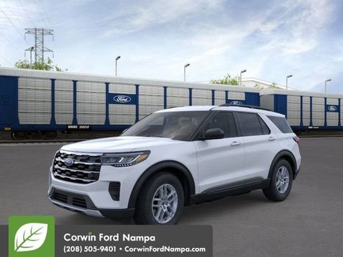 New 2026 Ford Explorer Active image 2