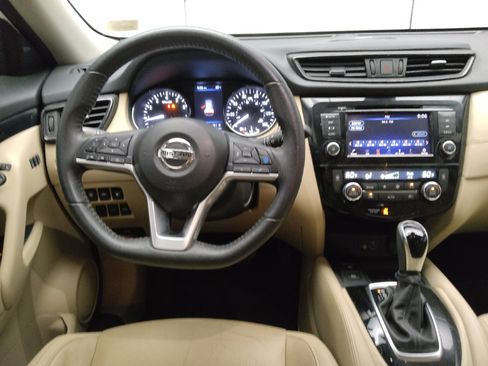 Used 2020 Nissan Rogue SL w/ Premium Package image 22