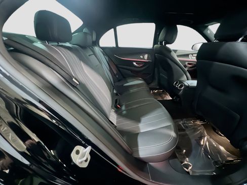 Used 2022 Mercedes-Benz E 350 Sedan image 22