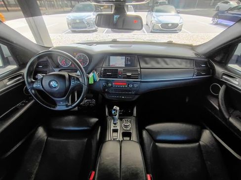 Used 2012 BMW X6 M image 34