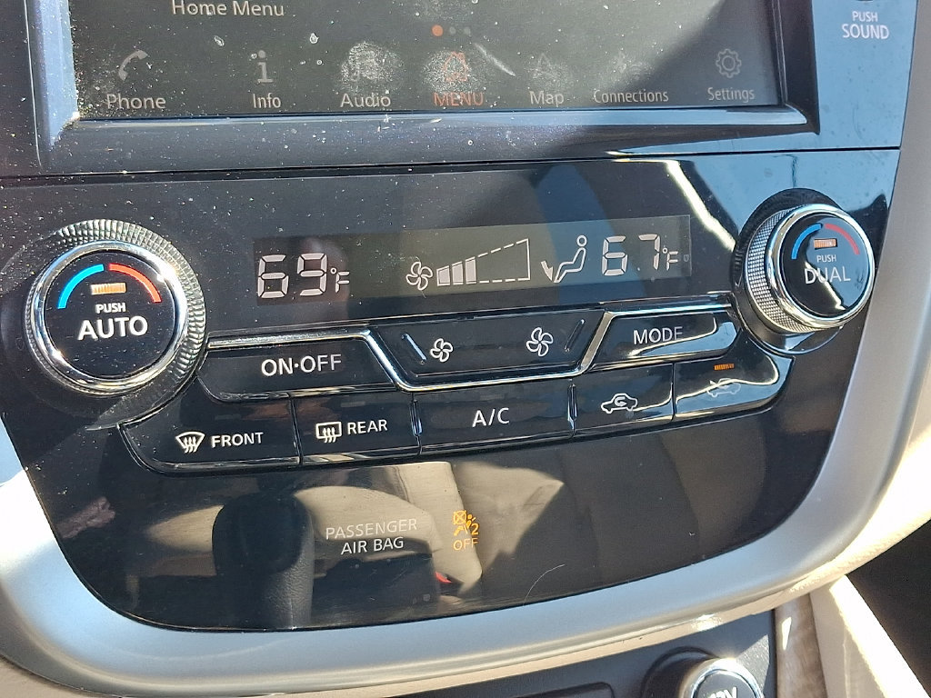 Used 2020 Nissan Murano SL w/ Moonroof Package AWD/4WD image 16