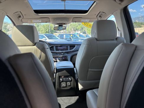 Used 2020 Buick Enclave Essence w/ Sound and Sites Package AWD/4WD image 35