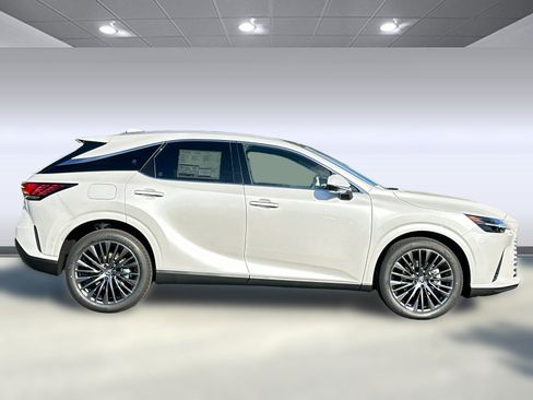 New 2026 Lexus RX 450h AWD image 7