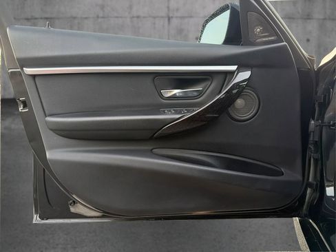 Used 2017 BMW 340i xDrive Sedan image 20