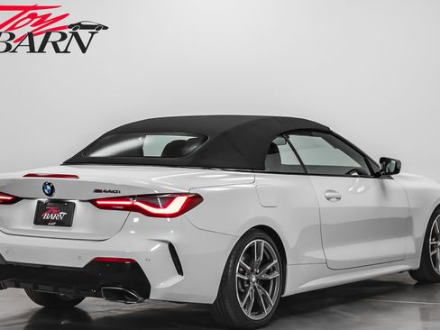 Used 2021 BMW M440i Convertible w/ Premium Package image 13