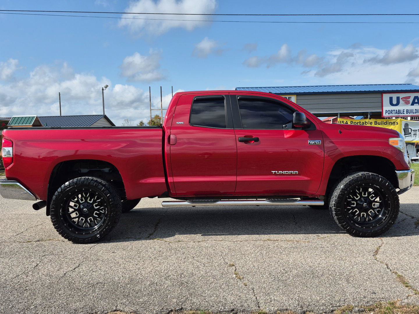 Used 2014 Toyota Tundra SR5 AWD/4WD image 2