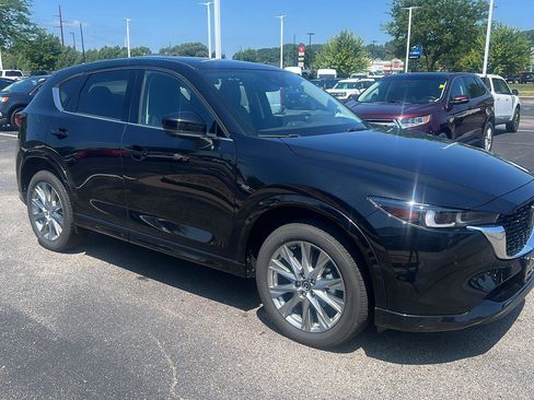 Used 2025 MAZDA CX-5 AWD 2.5 S w/ Premium Plus Pkg image 2