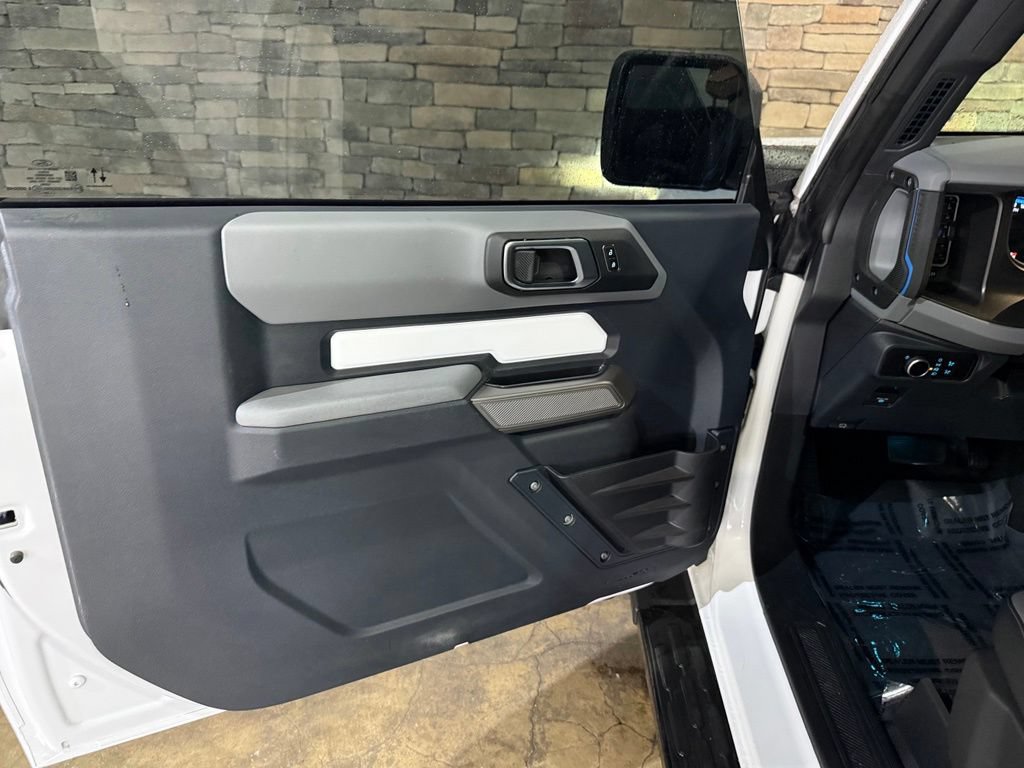 Used 2023 Ford Bronco Black Diamond w/ Sasquatch Package AWD/4WD image 26
