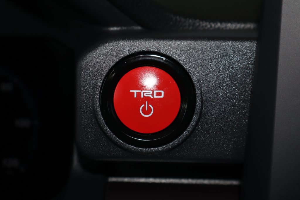 Used 2025 Toyota Tacoma TRD Off-Road AWD/4WD image 23