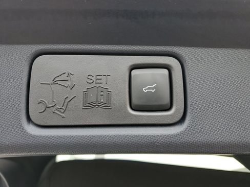 Used 2023 Ford Mustang Mach-E Premium AWD/4WD image 36