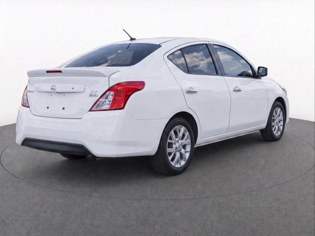 Used 2018 Nissan Versa SV w/ SV Special Edition Package FWD image 5