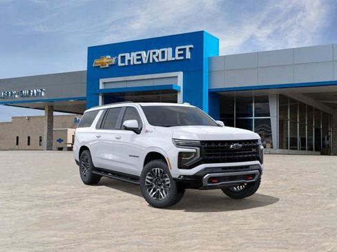 New 2026 Chevrolet Suburban Z71 w/ Comfort Package AWD/4WD image 26