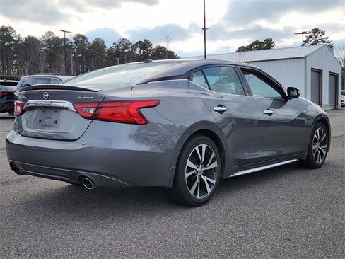 Used 2016 Nissan Maxima Platinum image 3