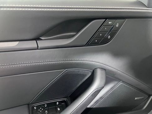 Certified 2025 Porsche 911 Carrera RWD image 27
