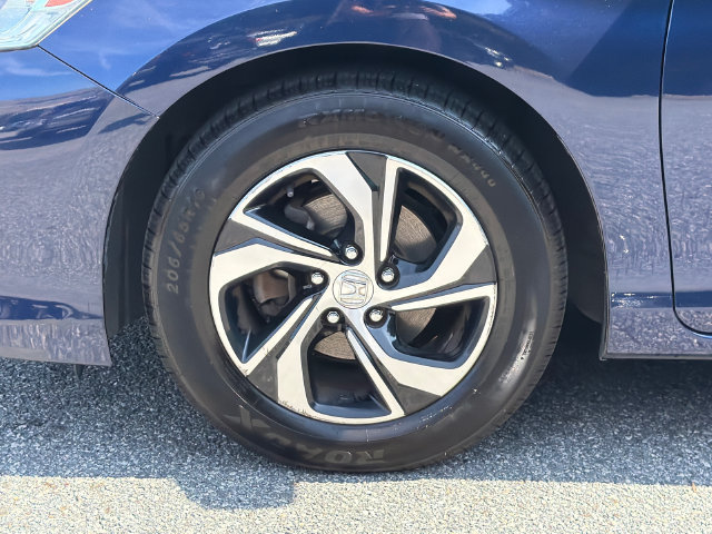 Used 2016 Honda Accord LX image 13