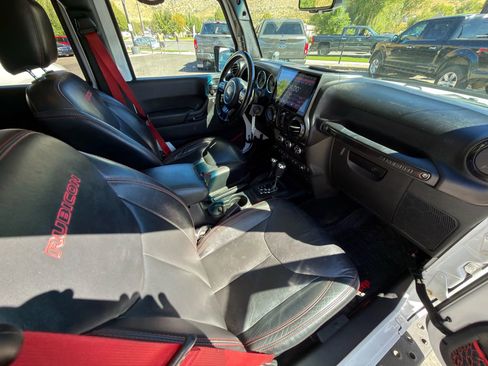 Used 2018 Jeep Wrangler Unlimited Rubicon image 7