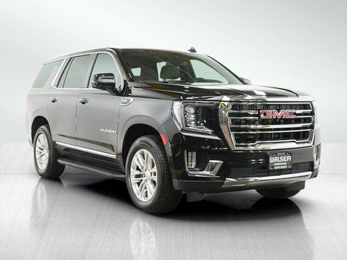 Used 2024 GMC Yukon SLT w/ SLT Luxury Package AWD/4WD image 7