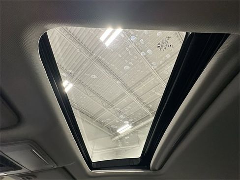 Used 2025 Honda Accord Touring image 29