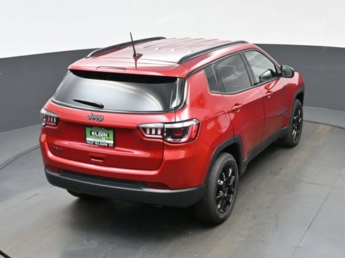 New 2026 Jeep Compass Latitude AWD/4WD image 25