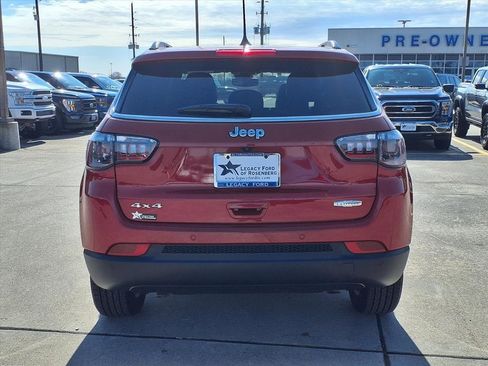 Used 2023 Jeep Compass Latitude w/ Convenience Group image 5