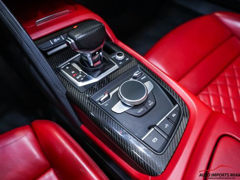 Used 2018 Audi R8 V10 w/ Carbon Exterior Package AWD/4WD image 73