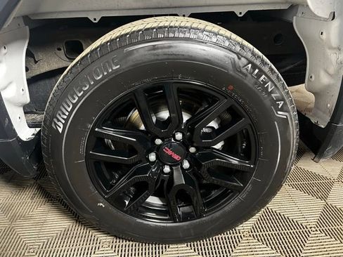 Used 2023 GMC Sierra 1500 Elevation image 26