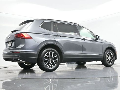 Used 2021 Volkswagen Tiguan SE FWD image 44