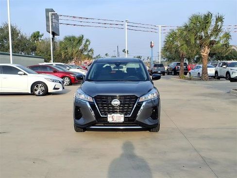 Certified 2023 Nissan Kicks S image 8