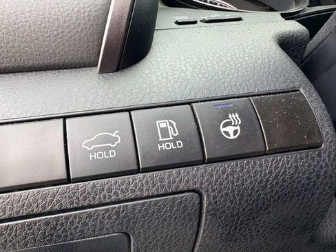 Used 2024 Toyota Camry SE FWD image 17