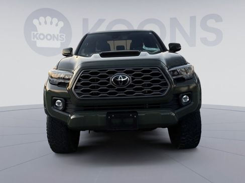 Used 2022 Toyota Tacoma TRD Sport image 10