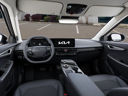 New 2025 Kia EV6 Light w/ Light LR Technology Package image 14